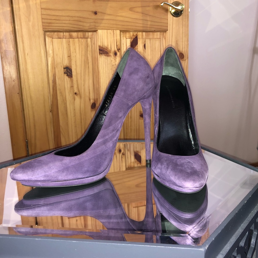 ✨BALENCIAGA✨ Purple Suede Pumps